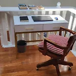 Downtown Toronto House Central 2Bed 2Bath Subway Free Parking