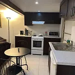1-Br Basement: Ttc/Subway Access