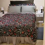 Private Apartment Close To Airport Toronto Pearson