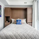 Fancy Downtown House With Hot Tub & Bbq By Globalstay