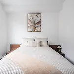 Fancy Downtown House With Hot Tub & Bbq By Globalstay