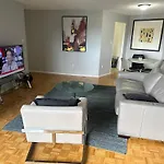 Paradise Lodge