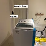 Basemewnt Room With Private Bathroom 36C