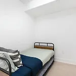 Practical Condo Downtown 3 Beds Uoft