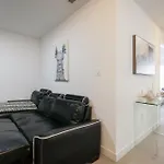 4Br Townhouse Premium Double Story Loft Townhouse