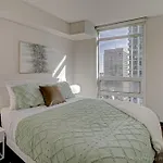 Globalstay Yonge St Condos