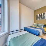 Spacious 2Br Near Uoft And College