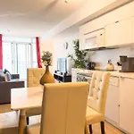 Lakeview Suites 2 Beds Cn Tower Free Parking