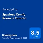 Mainfloor Spacious Room In Toronto