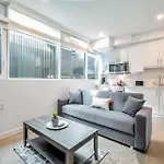 Spacious 2Br Apartment - Regent Park Near Downtown