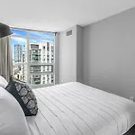 2 Bedroom With City Views With Free Parking And Pool