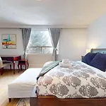 Spacious Suite In Corso Italia