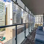 3Br Rooftop Pool Gym Steps To Mtcc And Cn Tower With Parking