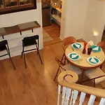 Serene Don River Nature Retreat- 2Br Apartment, Private Patio, Free Breakfast & Parking