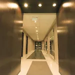 Red Maple Suites - Icon