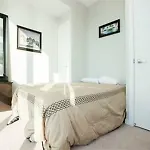 E.S.I Furnished Suites At The Acc