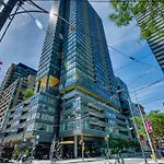 Applewood Suites - Entertainment District Studio