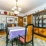 Elliott House Bed & Breakfast