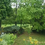多伦多邓肯公园民宿 Toronto Duncan Park Guesthouse