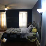 Comfy Guesthouse & Suite