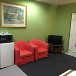 Adas Guesthouse