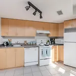 Cityscape Condo In Fort York