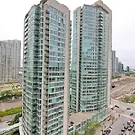 Boutique Suites - Entertainment District, Scotiabank Arena - Downtown Toronto