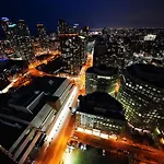 Grand Royal Condos - Cn Tower