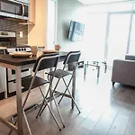 Pinnacle Suites - Two Bed And Bath Condo