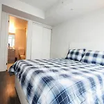 Pinnacle Suites - Two Bed And Bath Condo