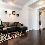 Quickstay - Condo In The Sky
