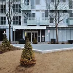 Living Suites Toronto - Front & John