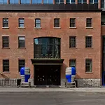 Luxury Apartment Toronto Downtown