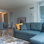 Luxury Downtown Toronto Condo - 2 Bedroom