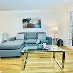 City Stay Condos - Downtown Toronto, Simcoe Street