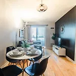 Aoc Suites - Heart Of Downtown Condo
