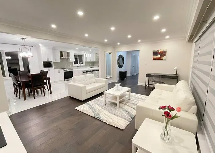 3-Bedroom Modern Luxury Apartment In The Heart Of City