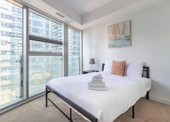 Exclusive Downtown 2Bed Suites
