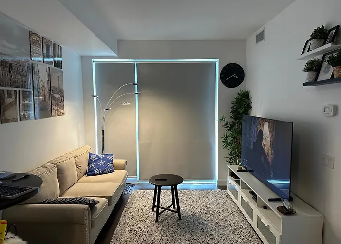 1 Bedroom Condo