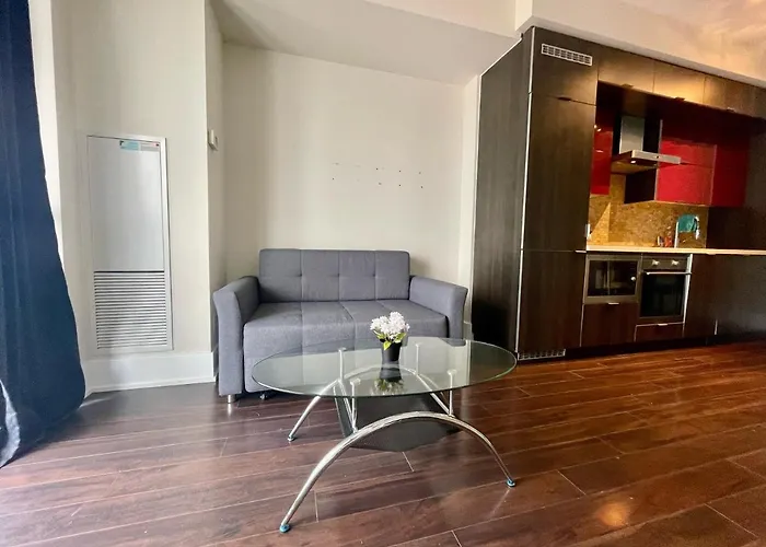 Cn Tower Condo