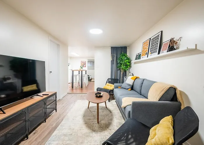 2Br Modern Apt - Near The Trinity Bellwoods Park