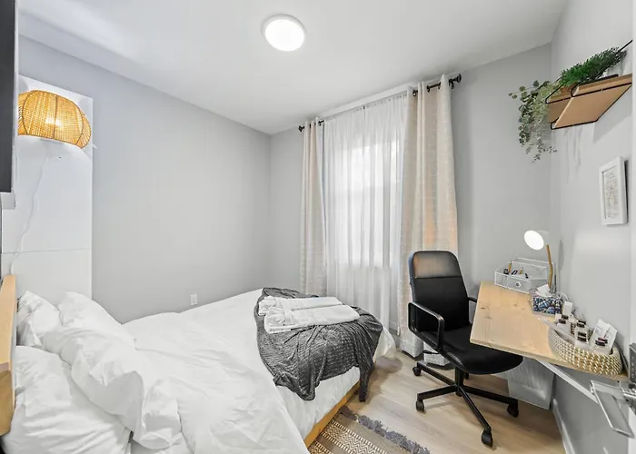 Close To Grocery Store, Subway, Work Space, Kitchen, Parking