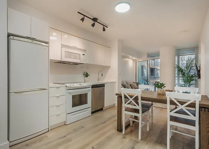 Cozy 2Br Apartment Close To Cn Tower