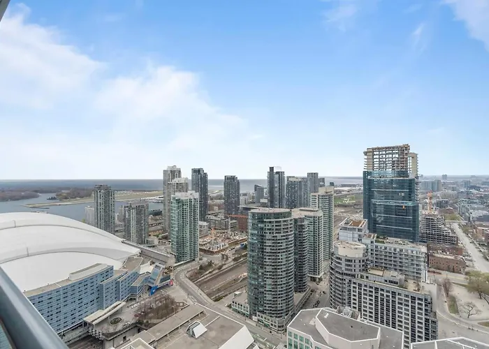 3Br Skyline Condo - By Cn Tower & Mtcc & Free Parking