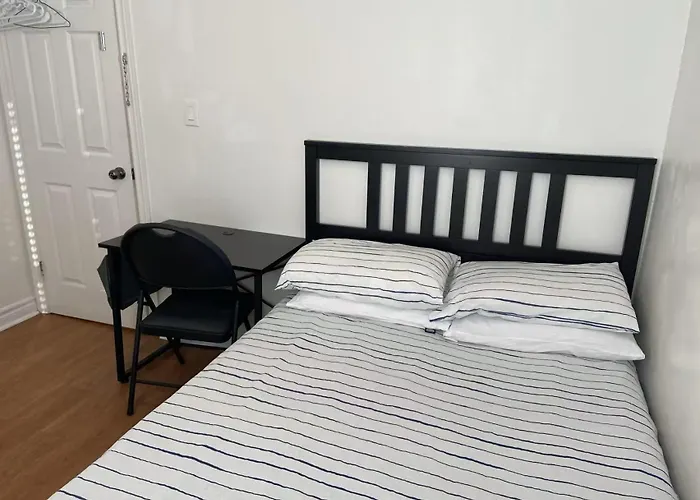 Double Room With Shared Bathroom 536B