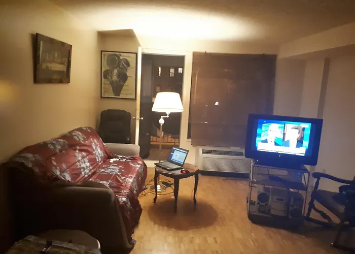 Asquith Apartment