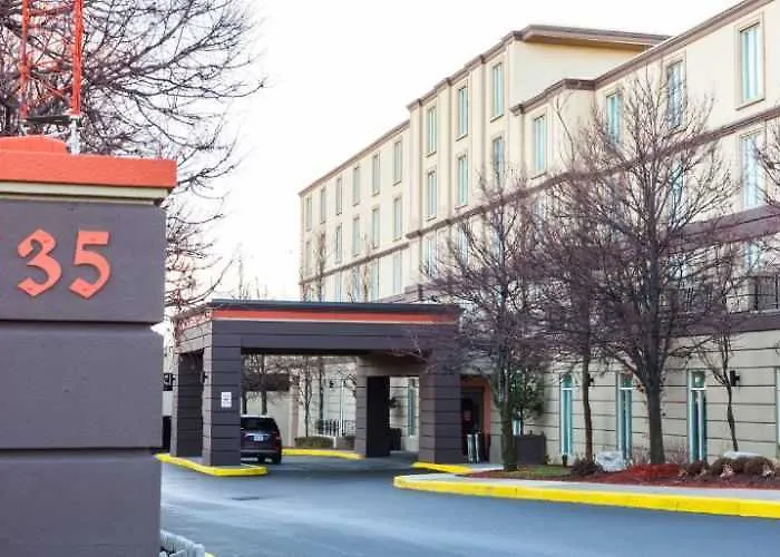 Hotel Indigo Toronto Airport
