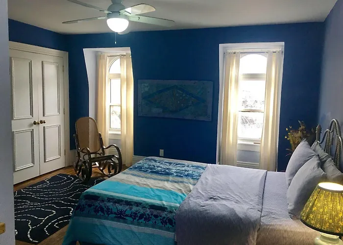 Comfy Guesthouse & Suite