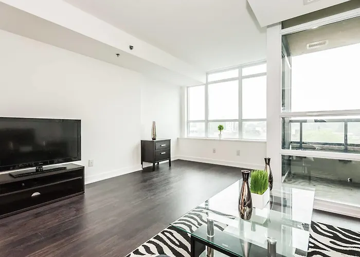 Life Suites Lakeside Mimico