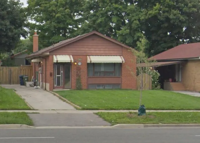 Scarborough East Spacious House